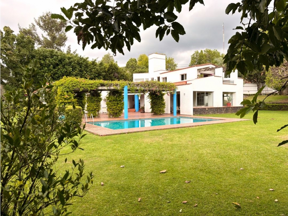 Casa Residencial de Lujo estilo Cuernavaca en venta en exclusivo fracc - 3