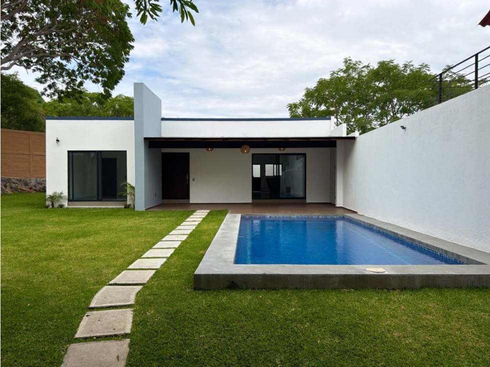 Casa residencial de un nivel con alberca privada en Burgos Bugambilias - 2