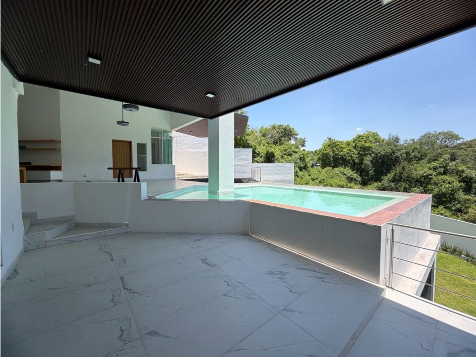 Casa residencial en venta en fraccionamiento Club de Golf Santa Fe. - 3