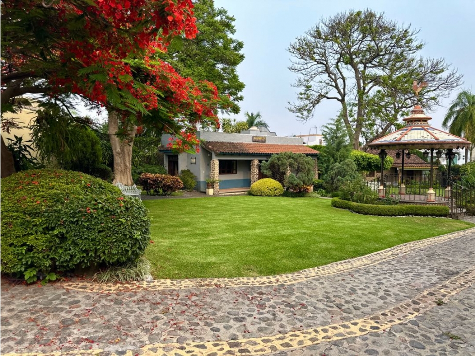 Casa residencial en venta en Lomas de Cuernavaca con 2,500 M2 terreno — foto 5