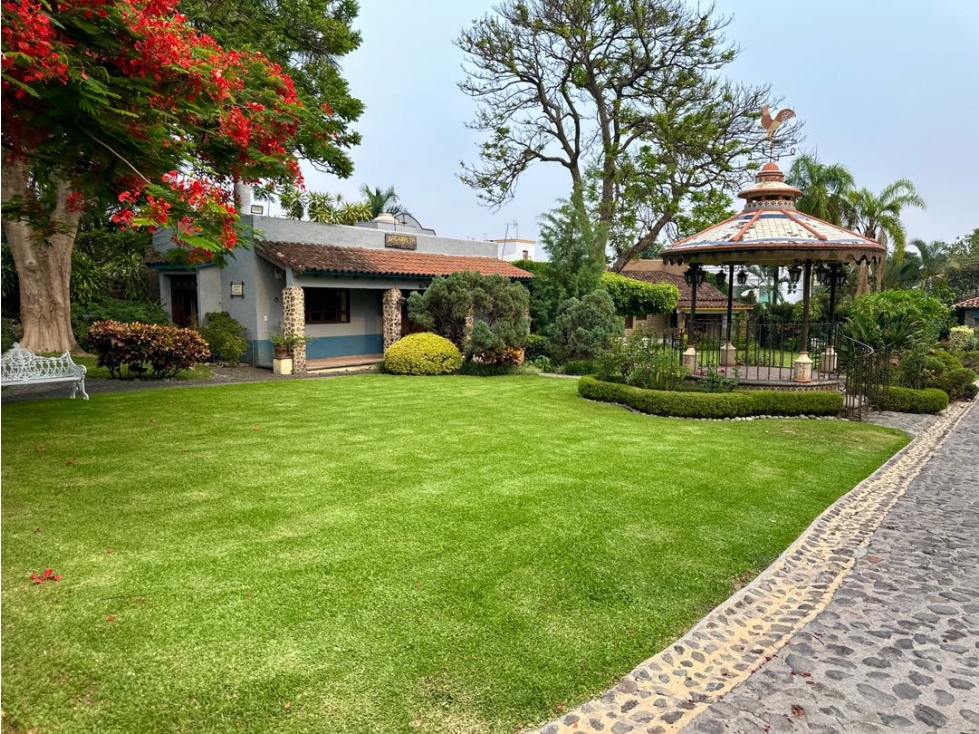 Casa residencial en venta en Lomas de Cuernavaca con 2,500 M2 terreno — foto 6