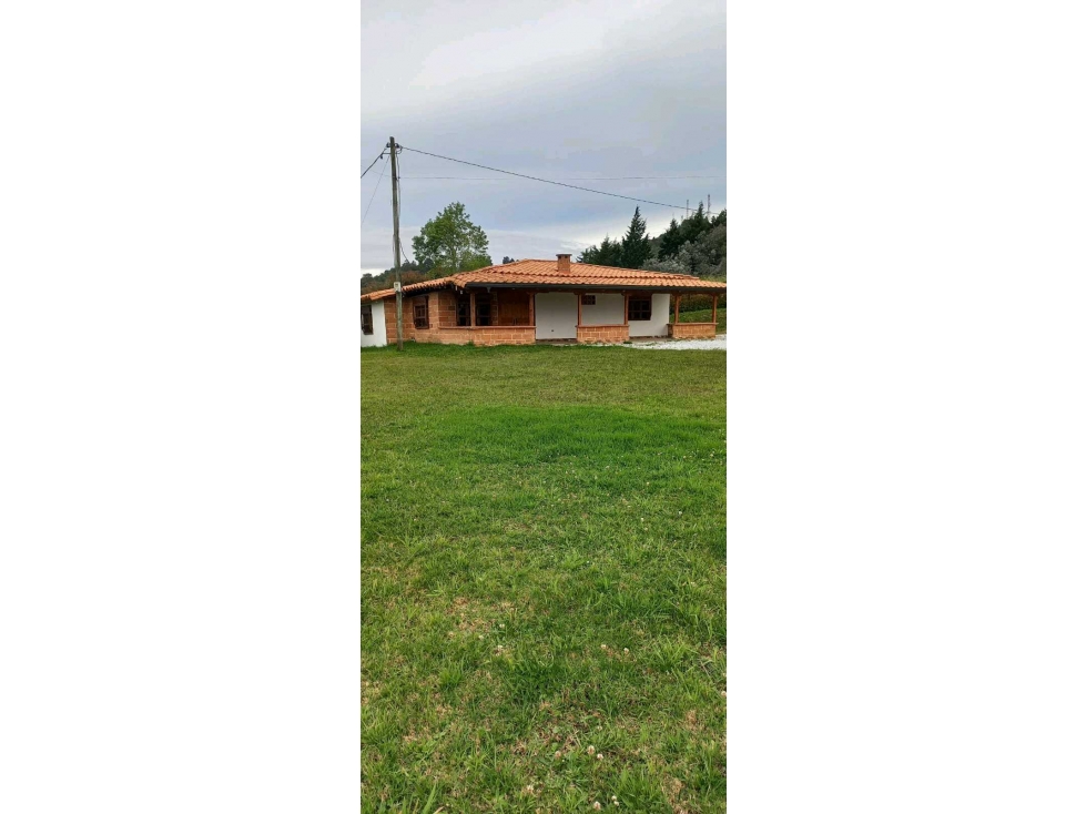 Casa Santa Elena, Vereda El Placer- Escritura 100%