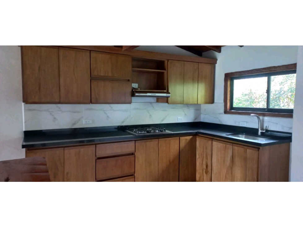Casa Santa Elena, Vereda El Placer- Escritura 100% — foto 4