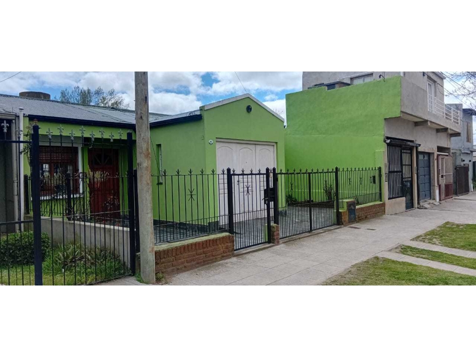 CASA SOBRE AVENIDA EN TANDIL EN VENTA — foto 2
