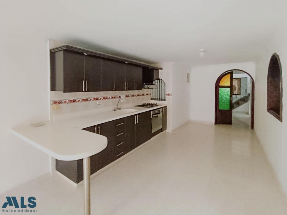 CASA TERCER PISO CON TERRAZA(MLS#269287) — foto 2