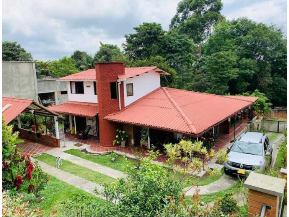CASA TIPICA DE LA REGION CIRCASIA Q. 3635 - 3