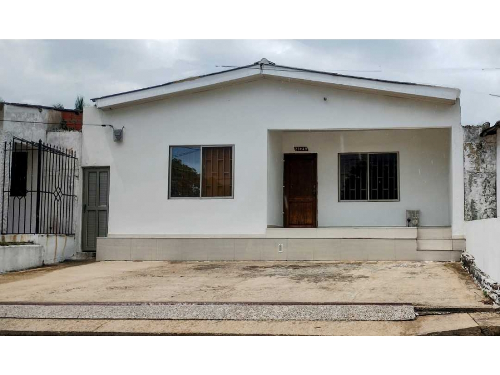 Casa Totalmente Remodelada en Venta Barrio San Felipe Barranquilla