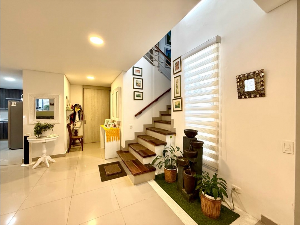 CASA TOTALMENTE REMODELADA EN EL CASTILLO - JAMUNDI (JP) — foto 2