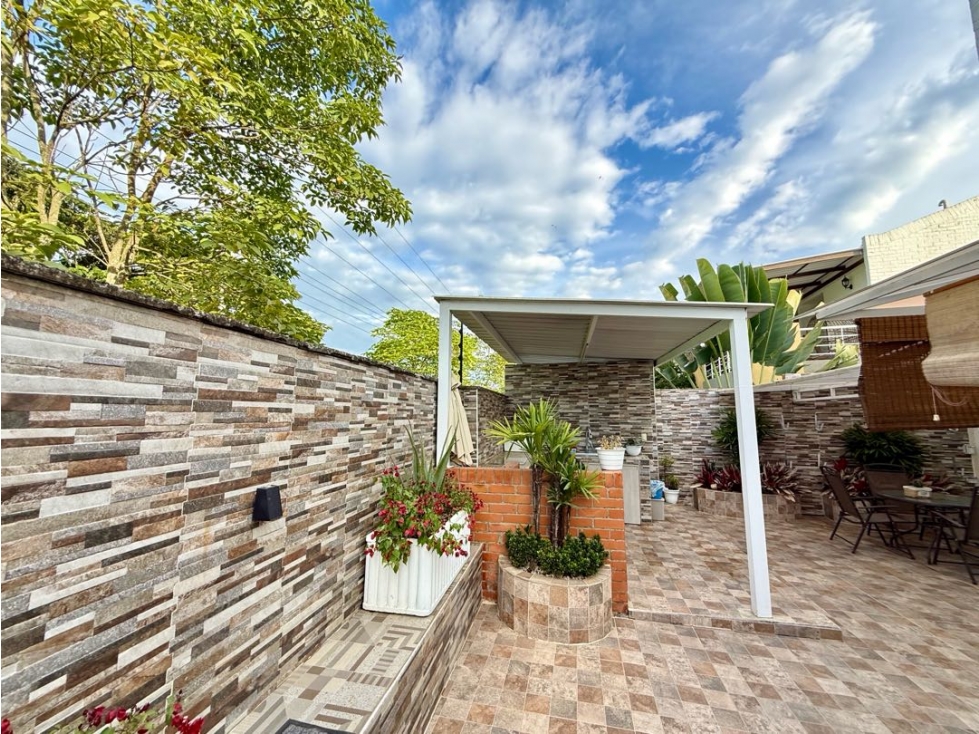 CASA TOTALMENTE REMODELADA EN EL CASTILLO - JAMUNDI (JP) — foto 6