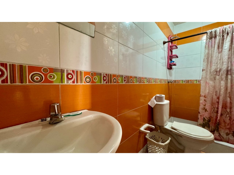 Casa trifamiliar en venta - Barrio Los Robles Palmira Valle Colombia — foto 6