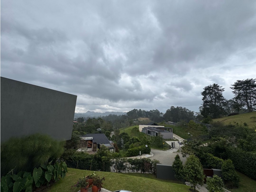 Vendemos Casa Unidad Montesereno El Retiro Con Diseño Muy Acogedor — foto 2