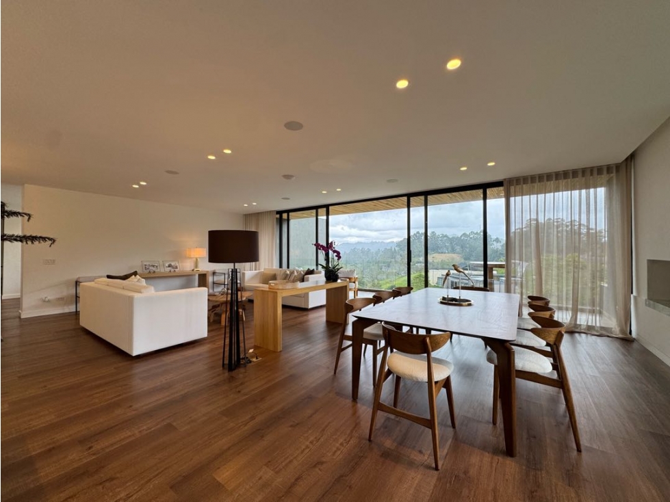 Vendemos Casa Unidad Montesereno El Retiro Con Diseño Muy Acogedor — foto 4