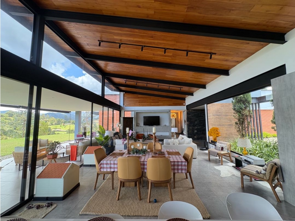Casa unidad cerrada El Retiro