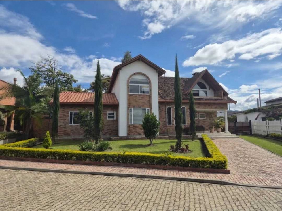 CASA UNIDAD CERRADA EN EL RETIRO CASCO URBANO