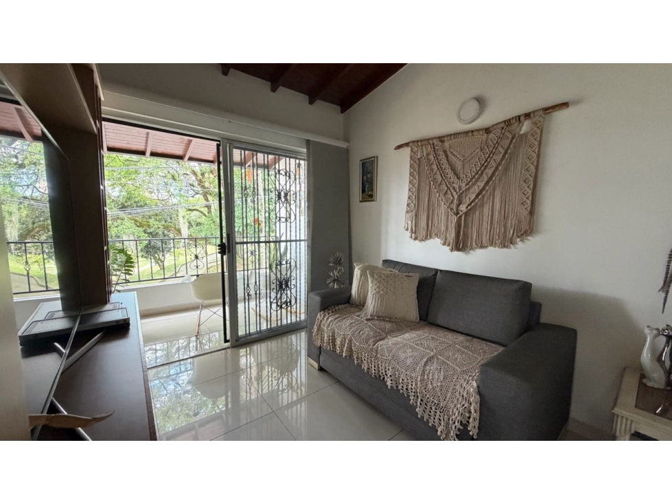 CASA UNIFAMILIAR BELÉN ALIADAS — foto 4