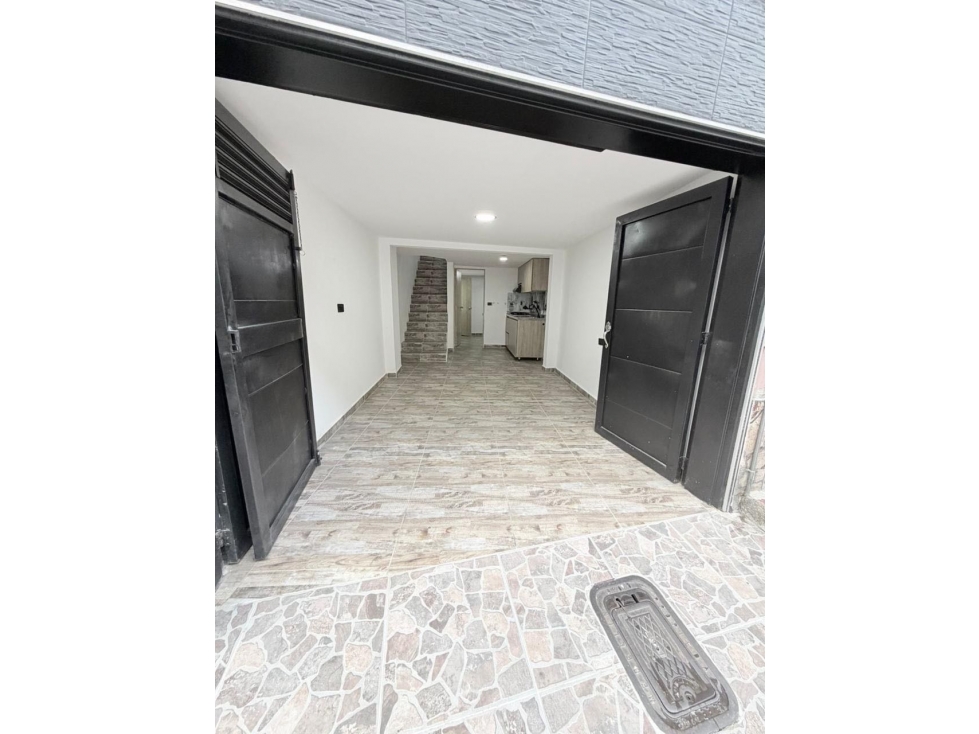 CASA UNIFAMILIAR | BELÉN LAS VIOLETAS, MEDELLÍN EN VENTA F591