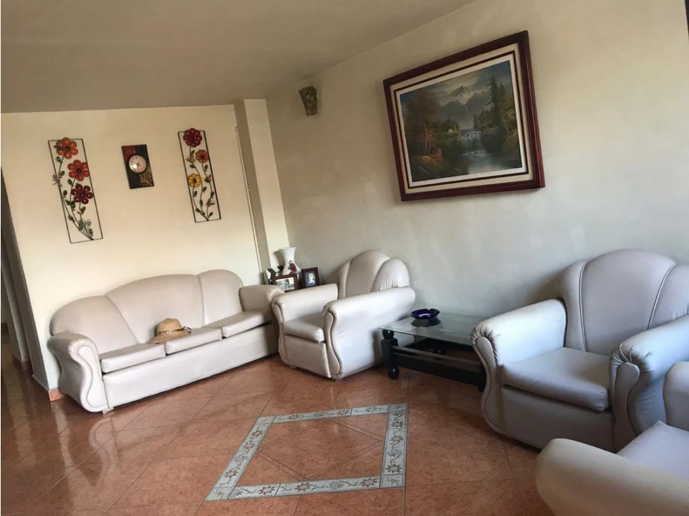 CASA UNIFAMILIAR CON DOS APARTAMENTOS 2 INDEPENDIENTES, EN VENTA M2181
