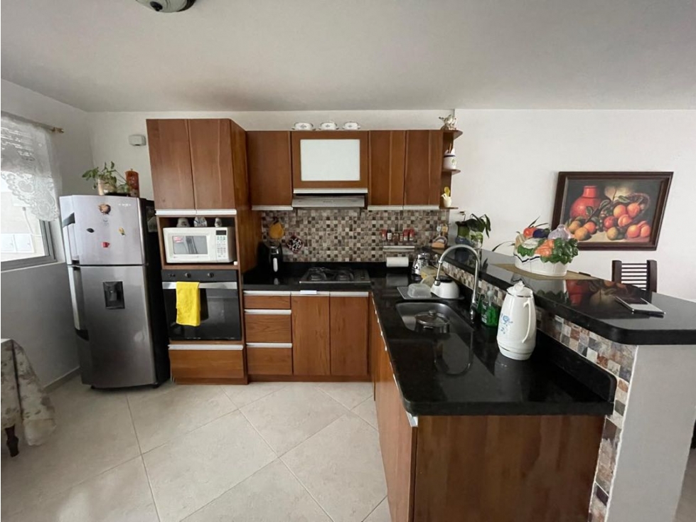 Casa Unifamiliar con habitación en primer piso unidad abierta — foto 2