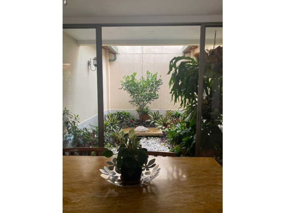 Casa unifamiliar con jardín interior Urbanización cerrada - 4
