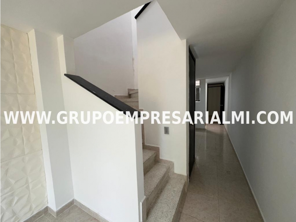 CASA UNIFAMILIAR EN ARRIENDO EN ROBLEDO COD: 27946 — foto 3