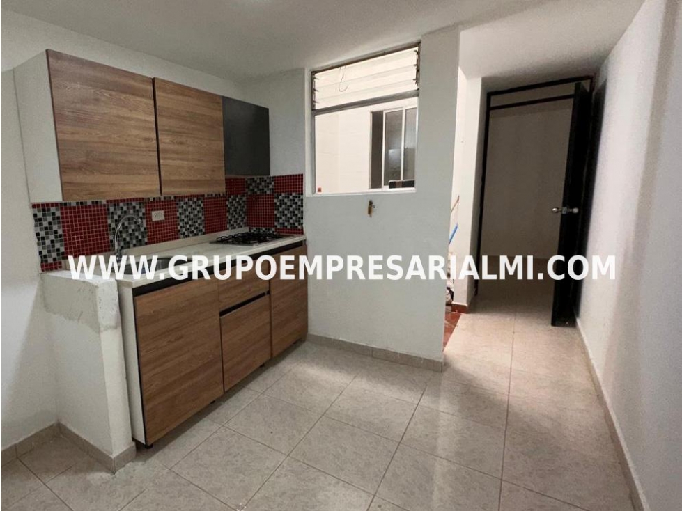 CASA UNIFAMILIAR EN ARRIENDO EN ROBLEDO COD: 27946 — foto 4
