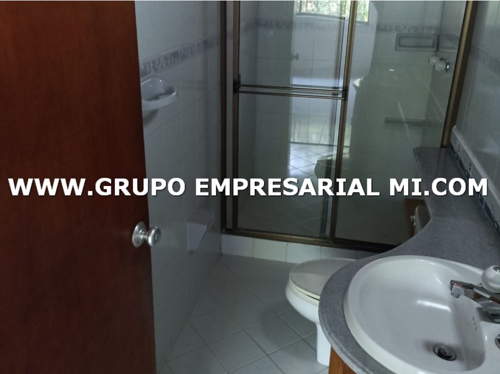 CASA UNIFAMILIAR EN ARRIENDO - SECTOR SIMÓN BOLÍVAR COD: 27170 — foto 2
