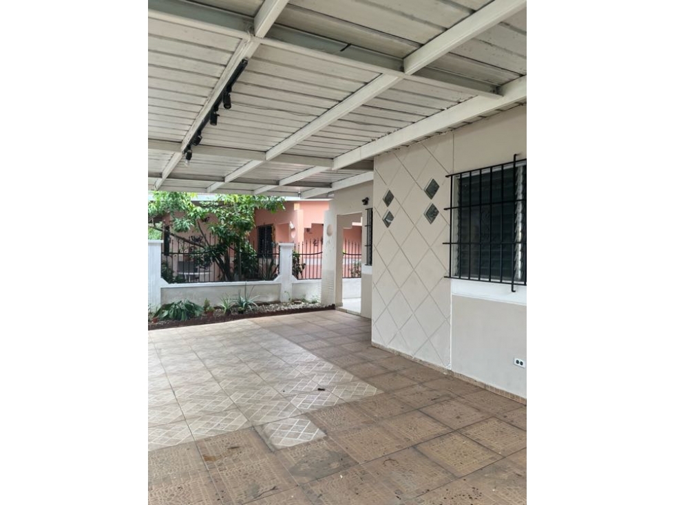 Casa unifamiliar en Colinas del Golf — foto 5
