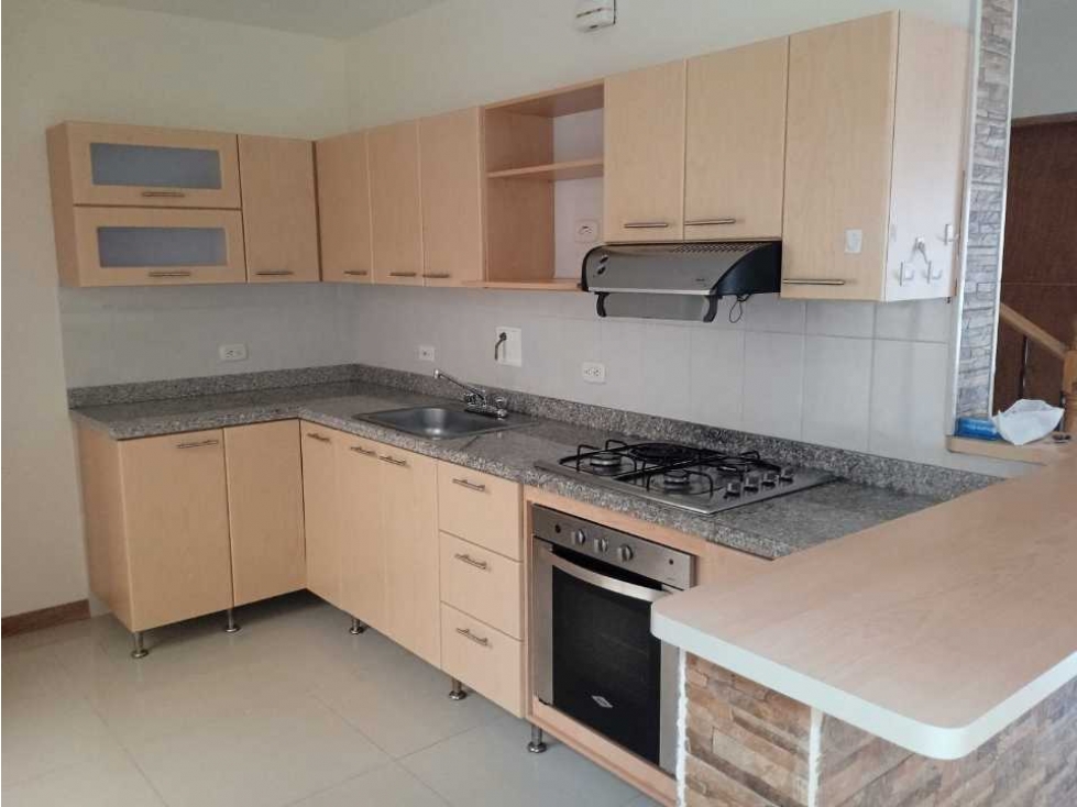 Casa unifamiliar en Urbanización cerrada La Ceja — foto 2