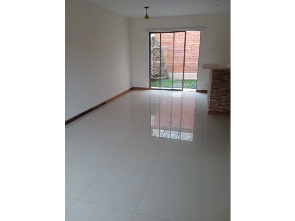 Casa unifamiliar en Urbanización cerrada La Ceja — foto 4