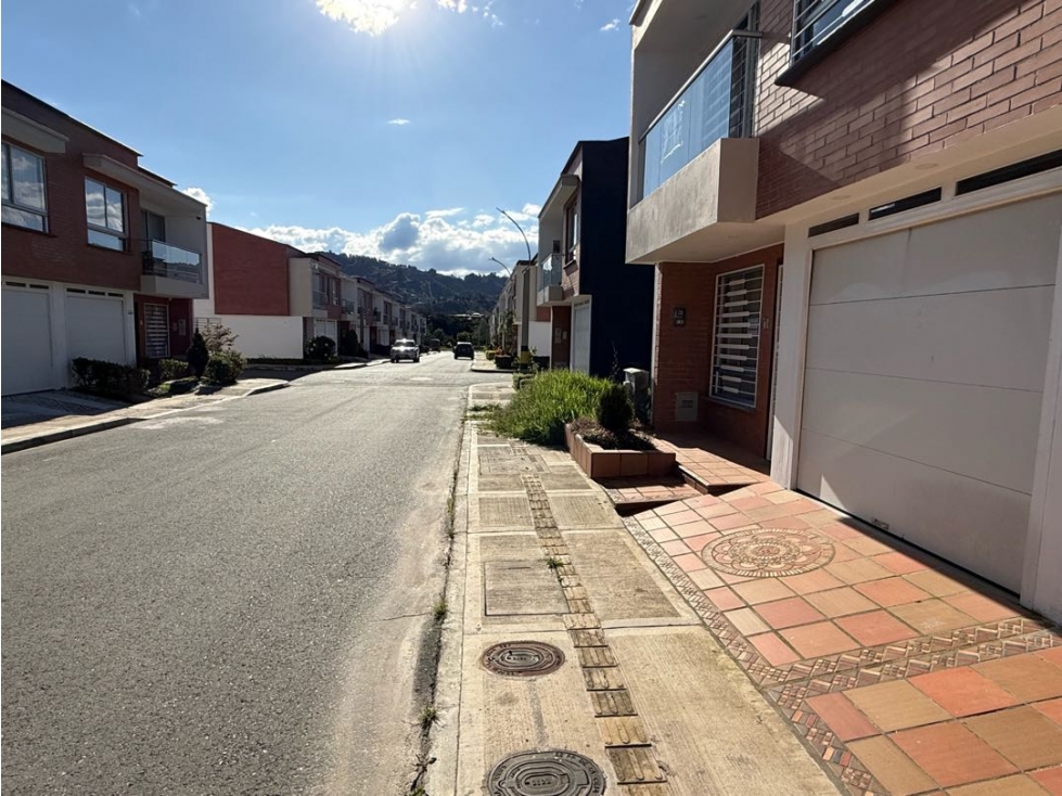Casa Unifamiliar en urbanización abierta La Ceja