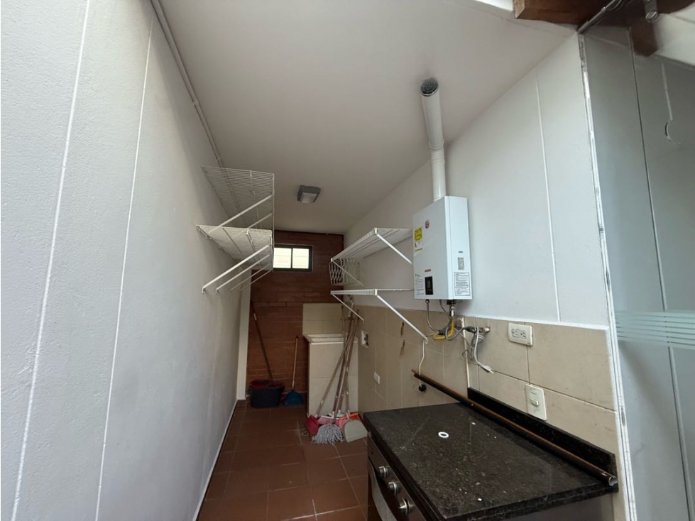 Casa esquinera en urbanización cerrada La Ceja — foto 6