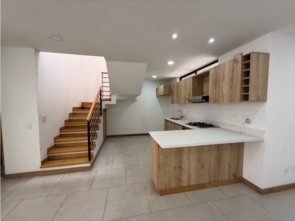 Casa Unifamiliar en Urbanización cerrada La Ceja — foto 3