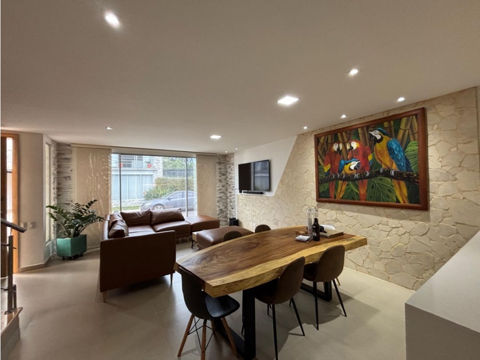 Casa Unifamiliar en Urbanización cerrada La Ceja — foto 2
