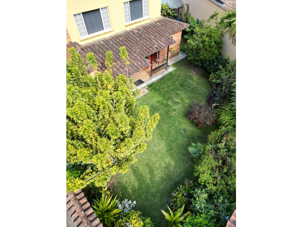 Casa esquinera Unifamiliar en urbanización cerrada La Ceja — foto 3
