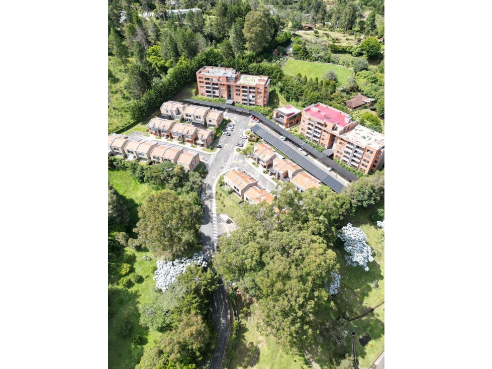 Casa Unifamiliar en Urbanización cerrada El Retiro — foto 2