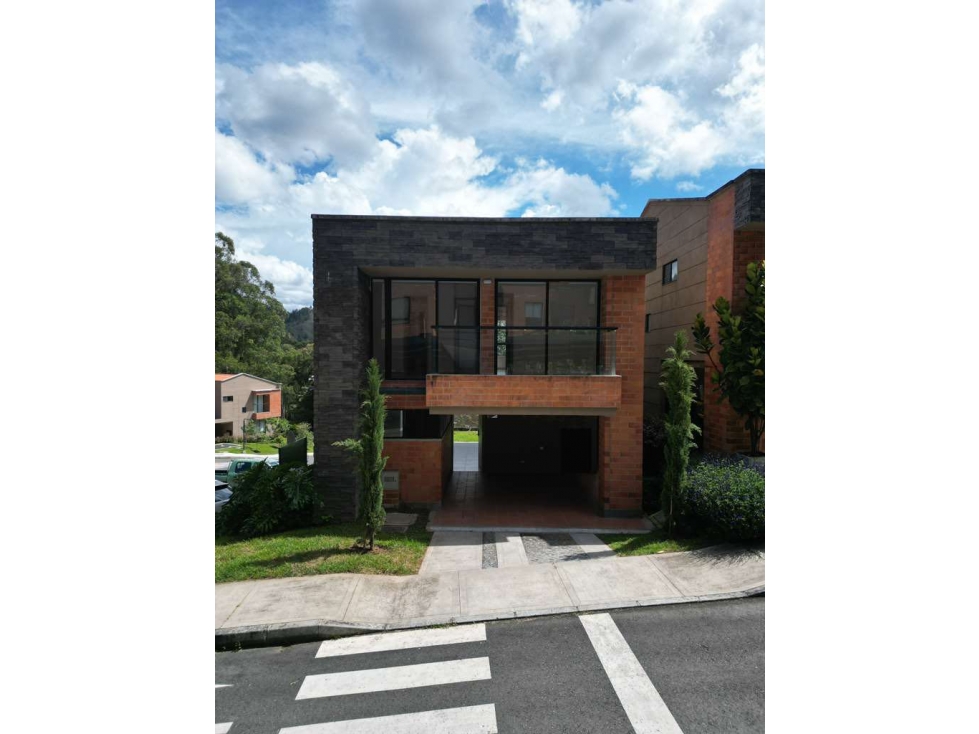 Casa Unifamiliar en Urbanización cerrada El Retiro — foto 4
