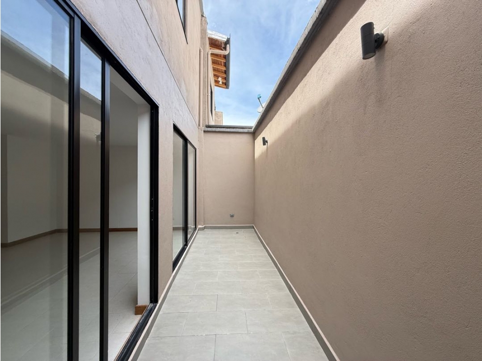 Casa Unifamiliar en Urbanización cerrada La Ceja — foto 4