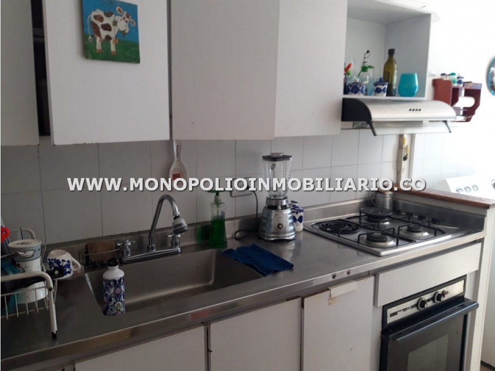 CASA UNIFAMILIAR EN VENTA - SECTOR LOMA DE LOS BERNAL COD: 24947