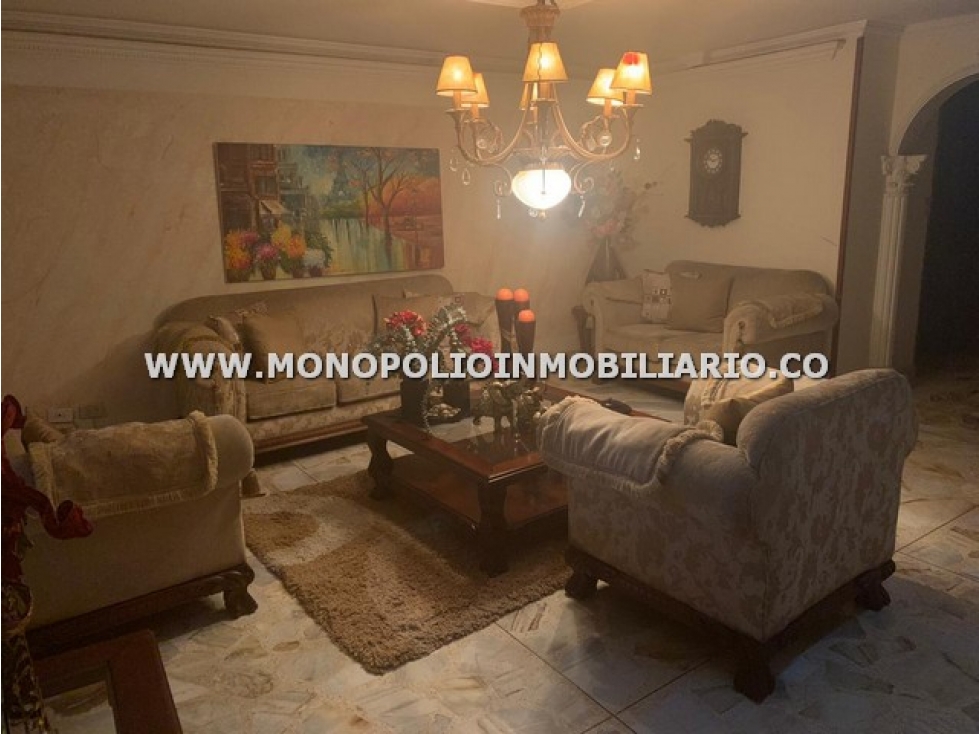 CASA UNIFAMILIAR EN VENTA - CALASANZ COD: 13612 — foto 2