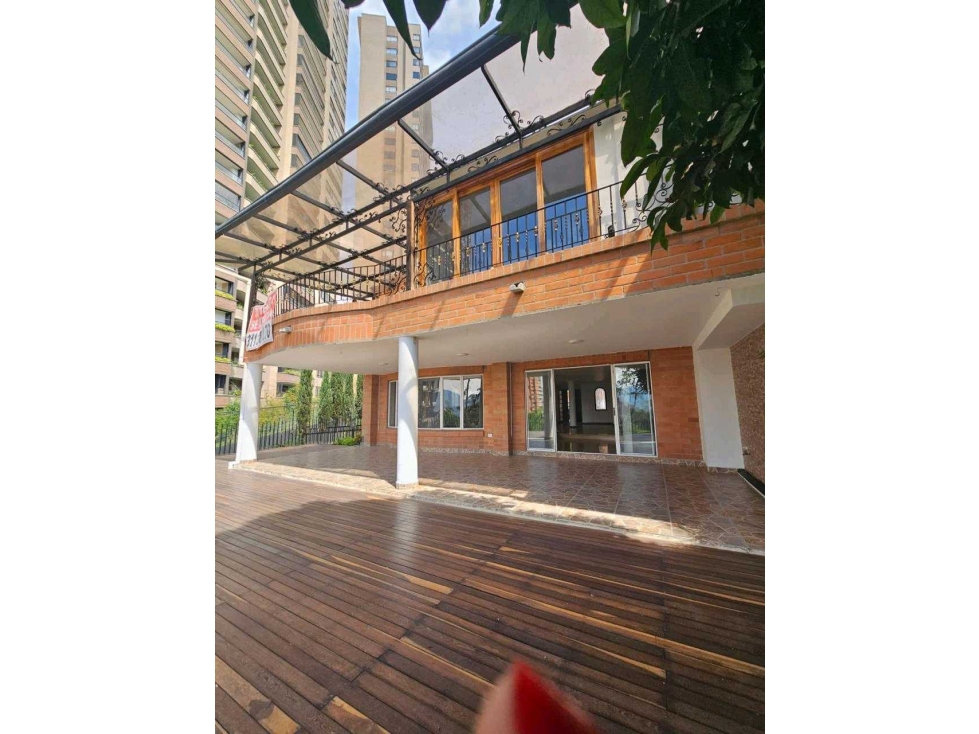 CASA UNIFAMILIAR EN VENTA EL POBLADO LA CALERA (T)