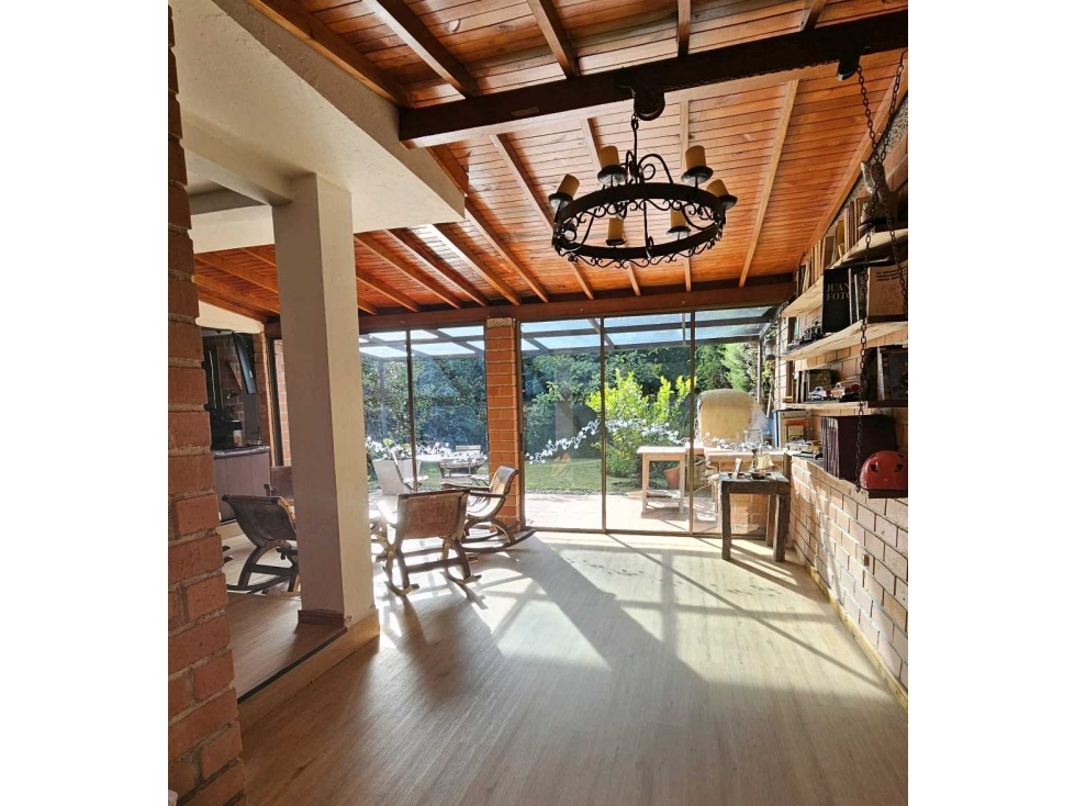 CASA UNIFAMILIAR EN VENTA EL RETIRO (T)
