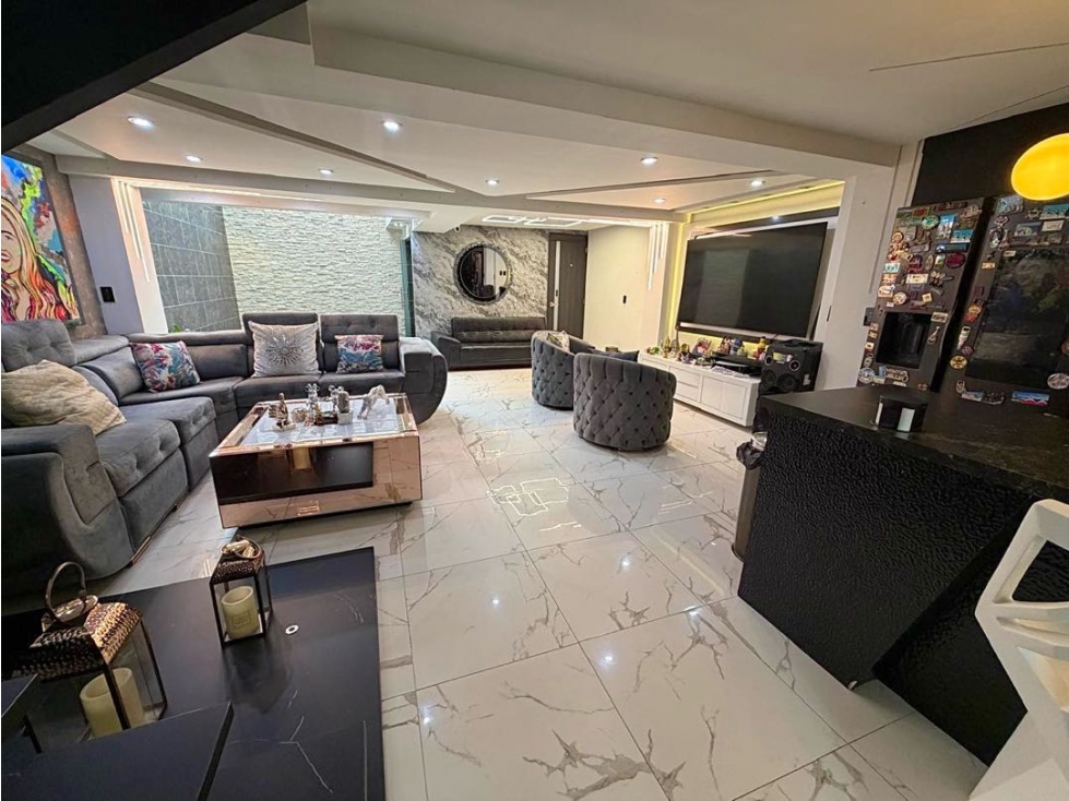 CASA UNIFAMILIAR EN VENTA EN AMAZONÍA EN BELLO