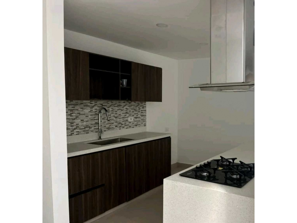 CASA UNIFAMILIAR EN VENTA LA CEJA (T) — foto 3