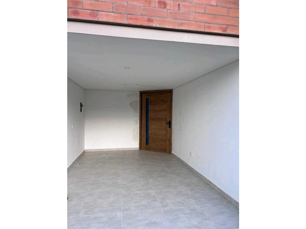 CASA UNIFAMILIAR EN VENTA LA CEJA (T) — foto 3