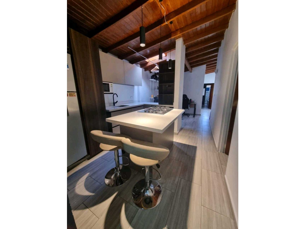 CASA EN VENTA SECTOR SIMON BOLIVAR (T)