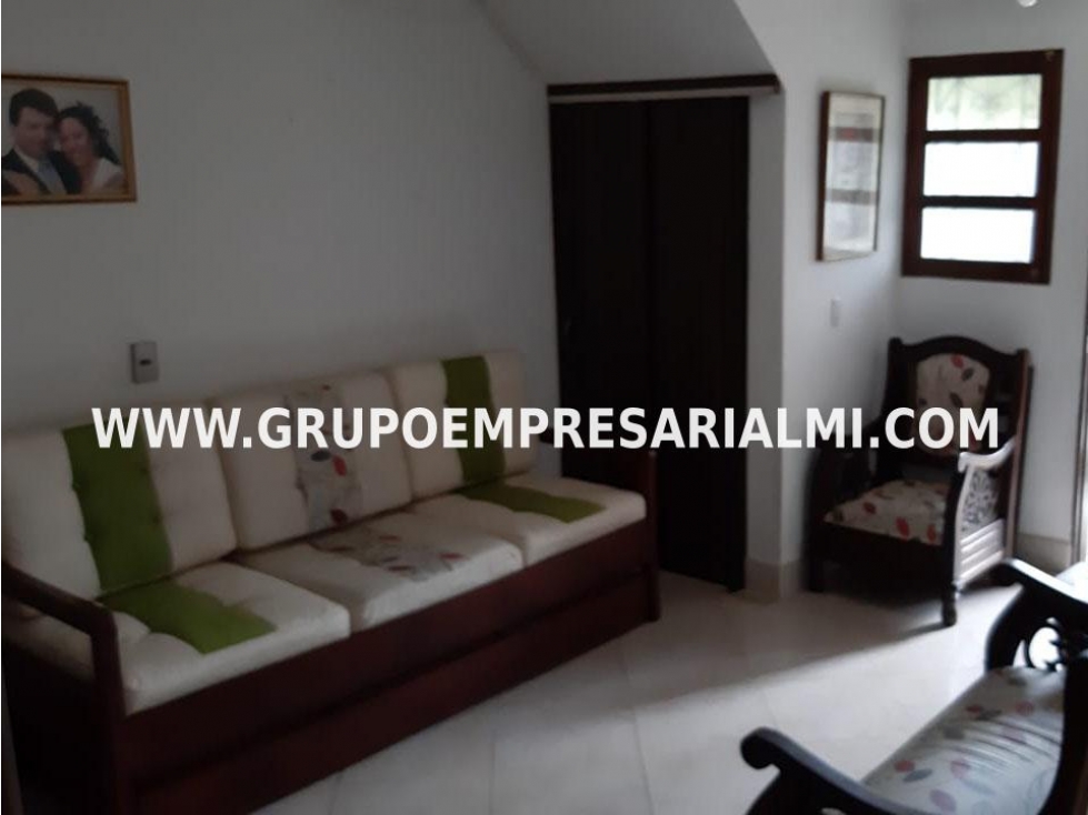 CASA UNIFAMILIAR EN VENTA - SECTOR SAN JOSE, EL RETIRO COD: 27330 - 6