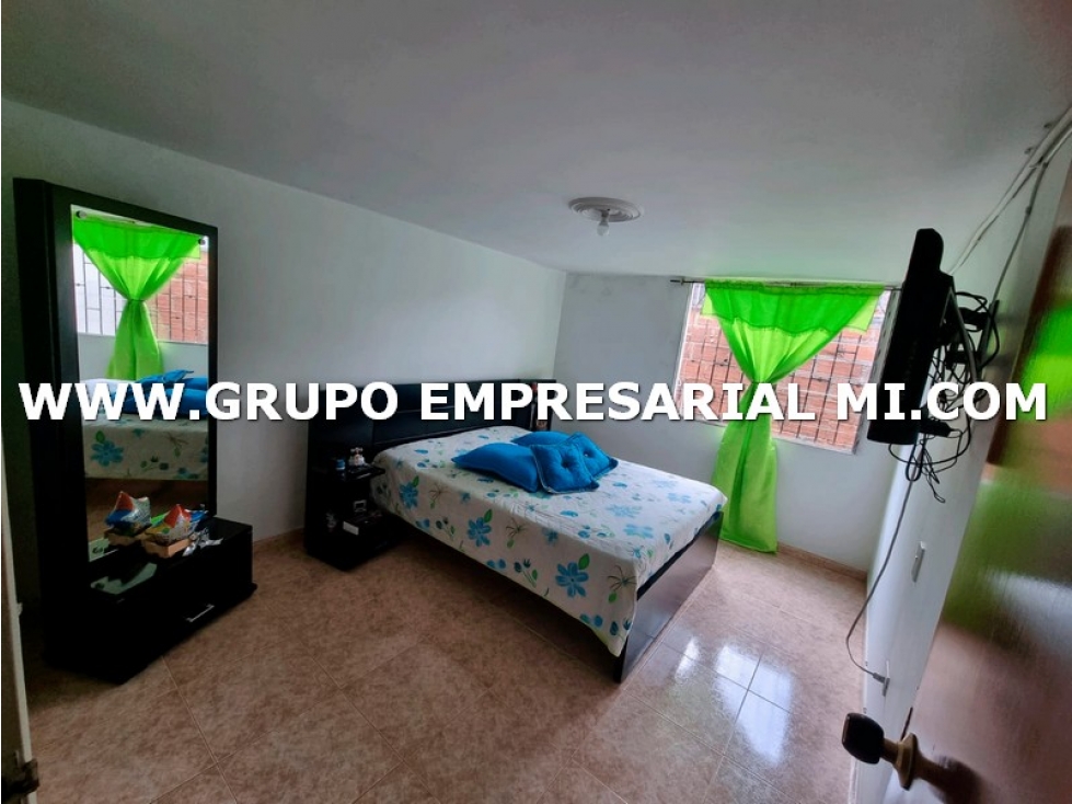 CASA UNIFAMILIAR EN VENTA - SECTOR RIVERA, CALDAS ANTIOQUIA COD: 26373 - 2
