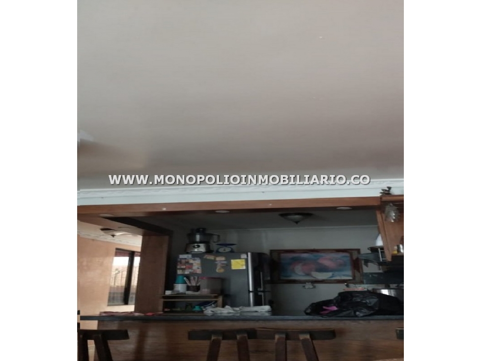 CASA UNIFAMILIAR EN VENTA - SECTOR SAN NICOLAS, RIONEGRO COD: 24868 - 2