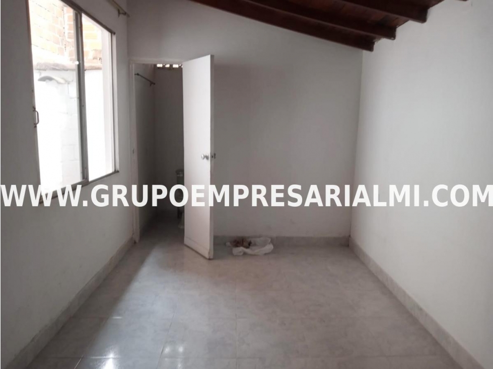 CASA UNIFAMILIAR EN VENTA - SECTOR BALCONES DE SEVILLA COD: 30936 - 1