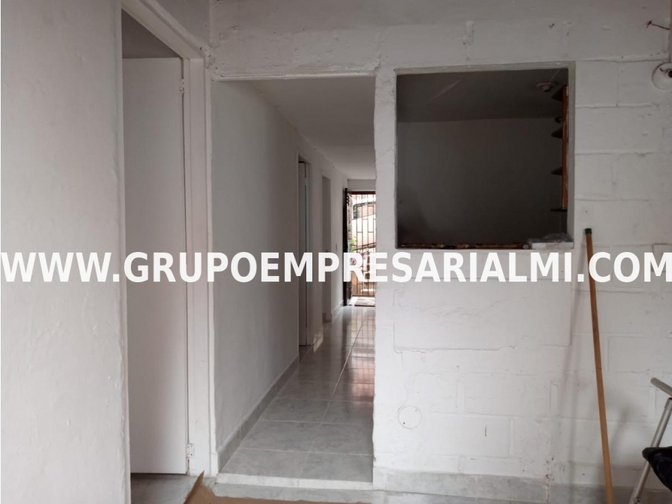 CASA UNIFAMILIAR EN VENTA - SECTOR BALCONES DE SEVILLA COD: 30936 - 5